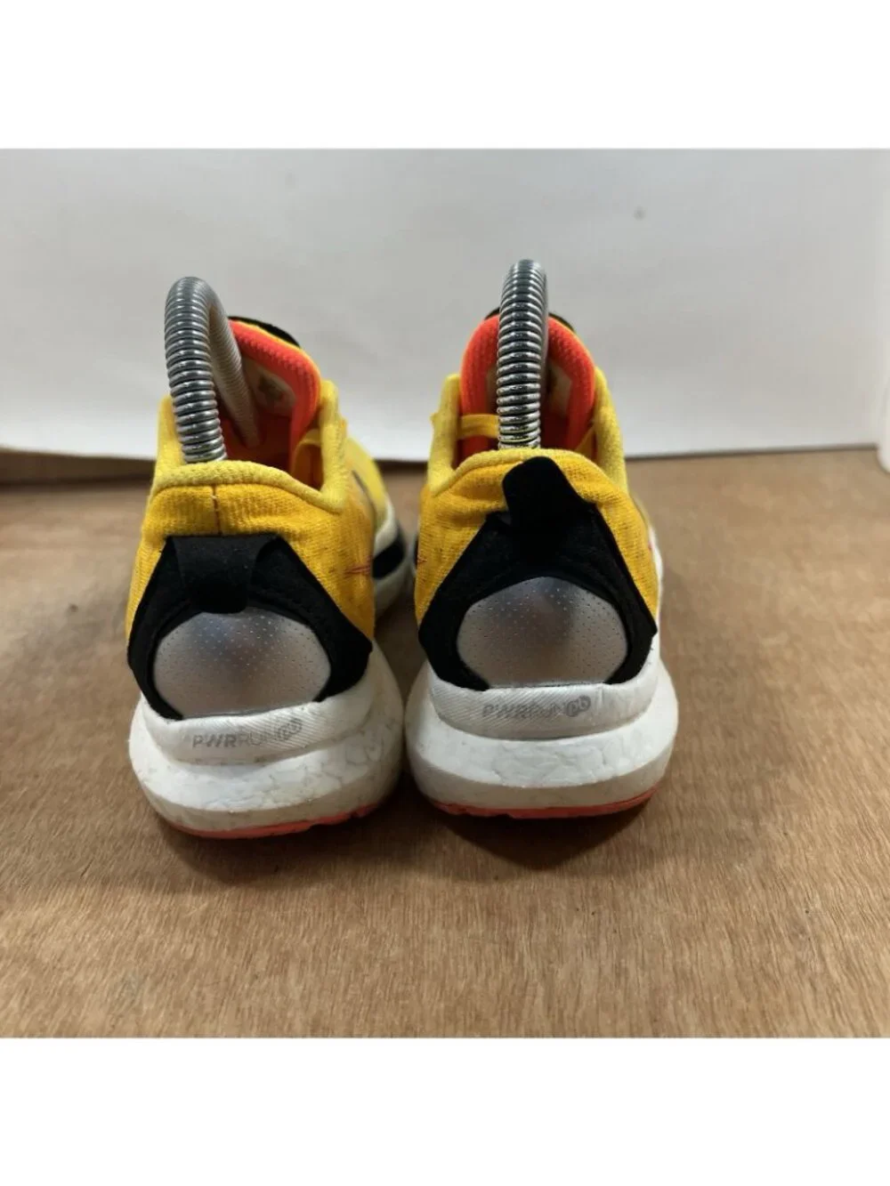 Saucony Endorphin Speed 2 Women Size 6 Running Shoes S10688-16 Yellow Sneakers